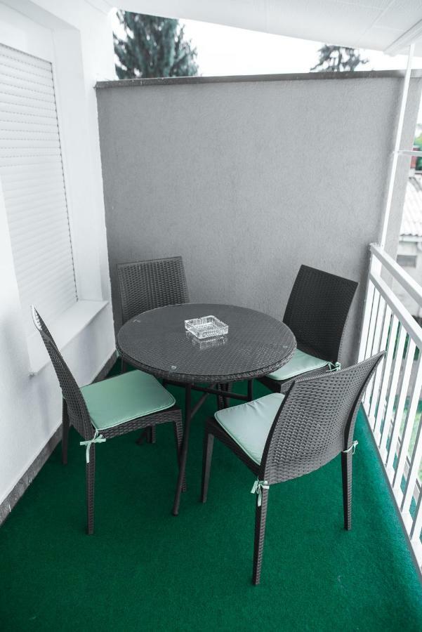 Apartman "Joka" Джяково Экстерьер фото