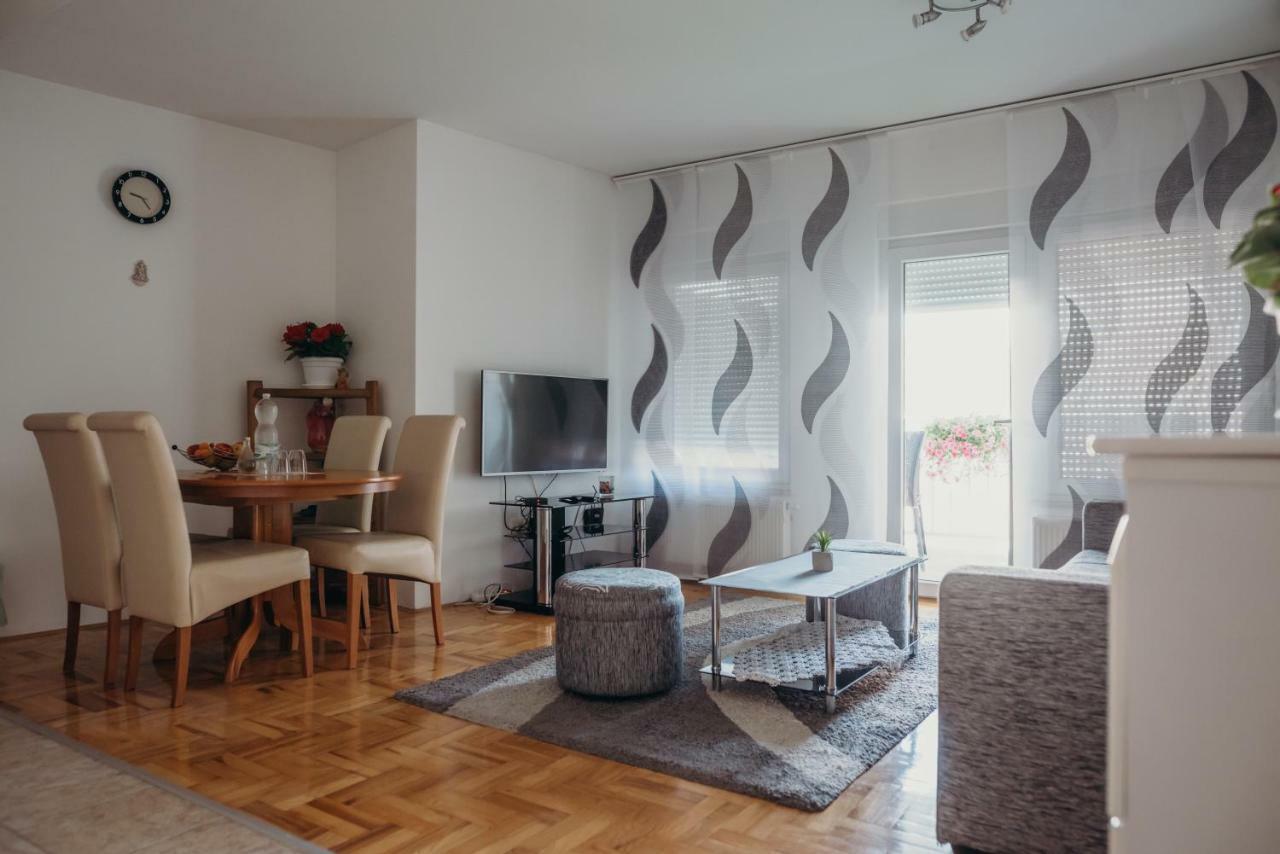 Apartman "Joka" Джяково Экстерьер фото